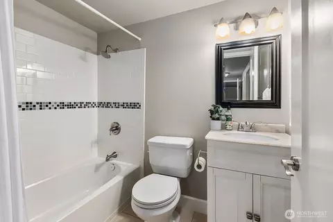 1506 17th Ave E, Seattle, WA 98112 photo 23