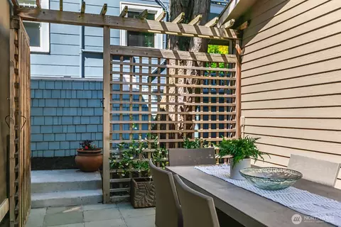 1506 17th Ave E, Seattle, WA 98112 photo 28