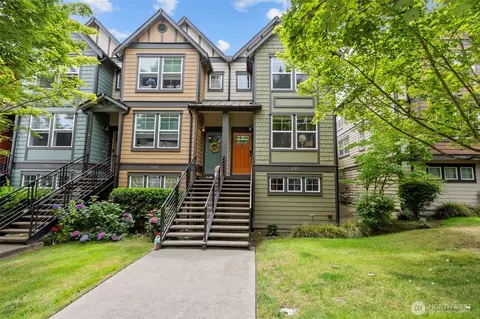 2707 SW Sylvan Heights Dr, Seattle, WA 98106