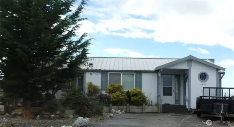 2407 Piper Pl, Anacortes, WA 98221