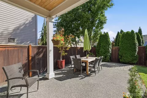 Exterior - 4006 214th St SE, Bothell, WA 98021 photo 2 of 5