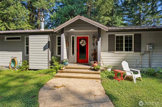 54611 E 278th Ave, Ashford, WA 98304