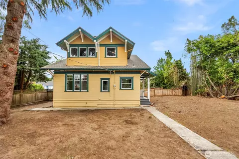 Exterior - 1502 Rainier Ave, Everett, WA 98201 photo 6 of 9