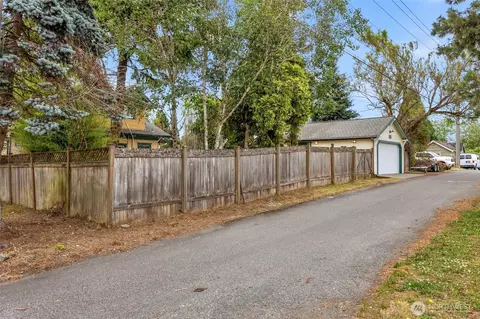 Exterior - 1502 Rainier Ave, Everett, WA 98201 photo 9 of 9