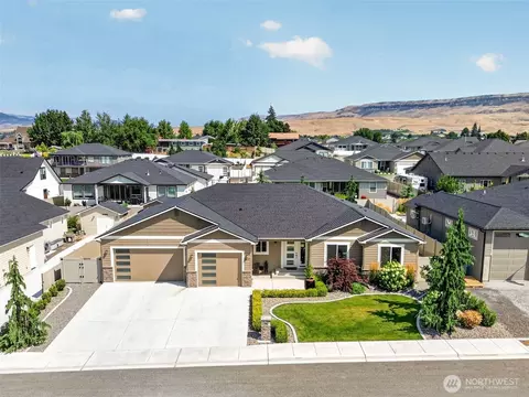 2637 7th St SE, East Wenatchee, WA 98802