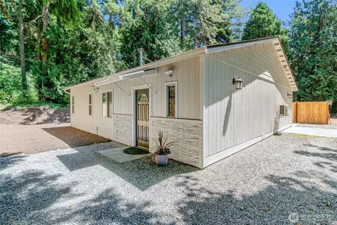 5830 115th Pl NE #2, Kirkland, WA 98033