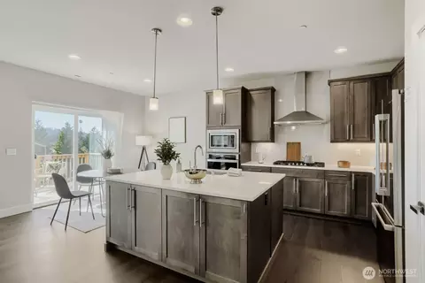 Kitchen - 3932 242nd St SE, Bothell, WA 98021 photo 4 of 4