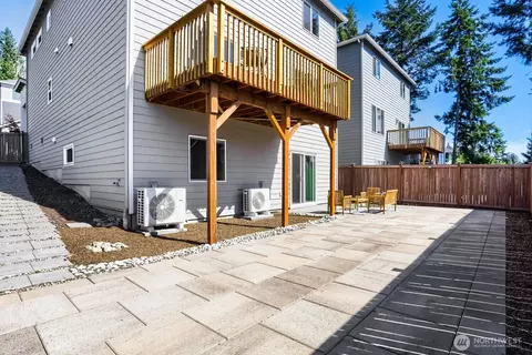 Exterior - 3932 242nd St SE, Bothell, WA 98021 photo 4 of 6