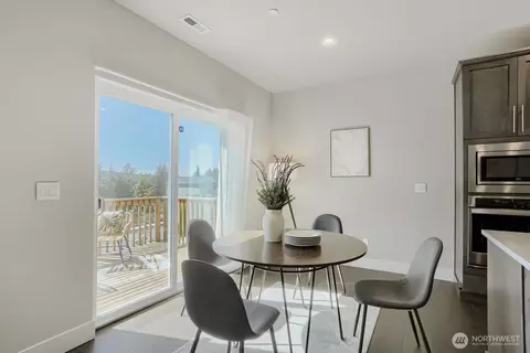 Dining - 3932 242nd St SE, Bothell, WA 98021 photo 1 of 1