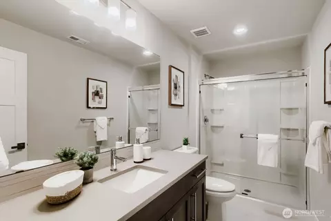 Bath - 3932 242nd St SE, Bothell, WA 98021 photo 5 of 5