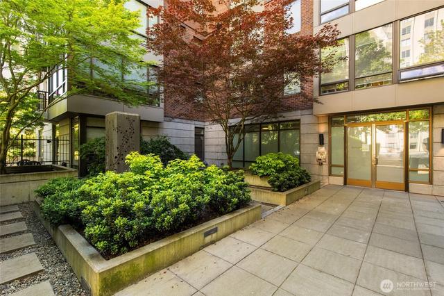 4547 8th Ave NE #310, Seattle, WA 98105