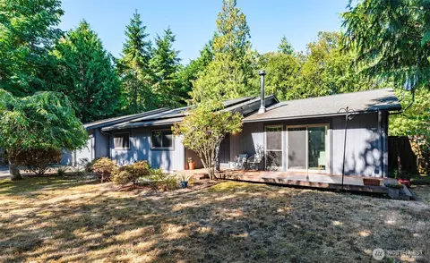 231 Resolute Ln, Port Ludlow, WA 98365