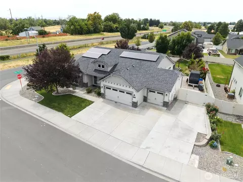 1396 Caprio Loop, Walla Walla, WA 99362 photo 3