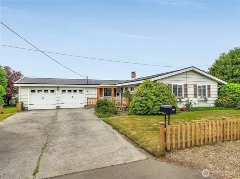 111 S Washington Ave, Long Beach, WA 98631