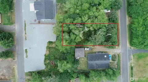 543 Duck Lake Dr NE, Ocean Shores, WA 98569