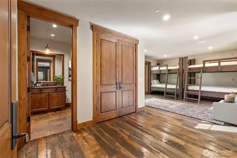 Entry Way - 1060 Ruby King Loop, Cle Elum, WA 98922 photo 2 of 3