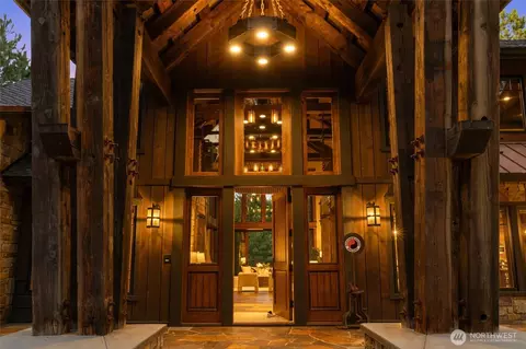 Entry Way - 1060 Ruby King Loop, Cle Elum, WA 98922 photo 3 of 3