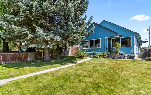 Exterior - 2423 Chestnut St, Everett, WA 98201 photo 8 of 8