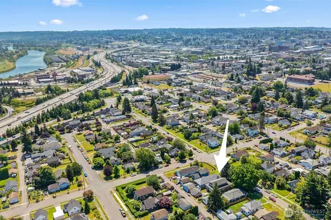 View/Area - 2423 Chestnut St, Everett, WA 98201 photo 3 of 6