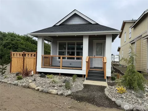 424 Swordfern Ct SW, Ocean Shores, WA 98569