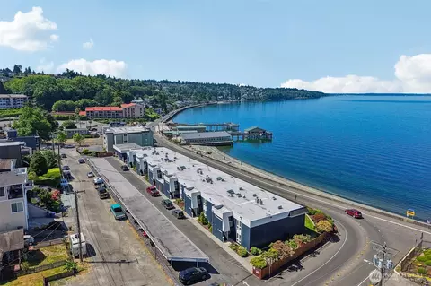 28120 Redondo Beach Dr S #108, Des Moines, WA 98198