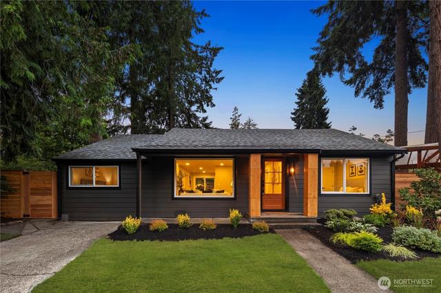 12520 24th Ave NE, Seattle, WA 98125