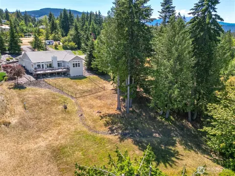 Exterior - 652 Fox Hollow Rd, Sequim, WA 98382 photo 7 of 10
