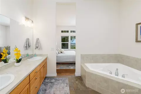 Bath - 652 Fox Hollow Rd, Sequim, WA 98382 photo 1 of 3