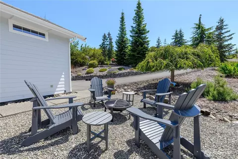 Exterior - 652 Fox Hollow Rd, Sequim, WA 98382 photo 9 of 10