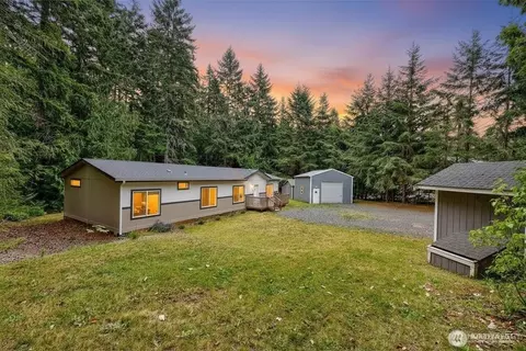 18142 NE Diamond Dr, Poulsbo, WA 98370