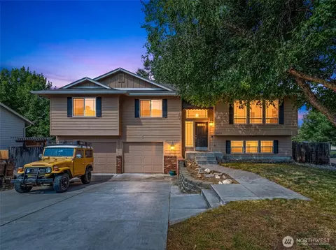 2970 Cascade Rdg, East Wenatchee, WA 98802