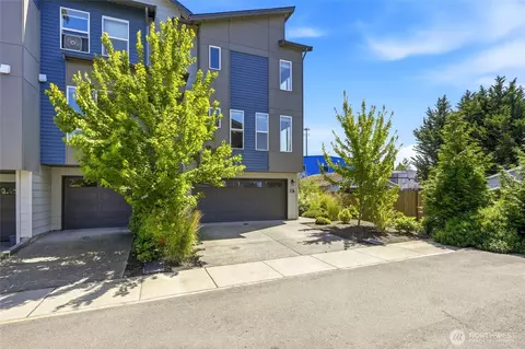 15113 40th Ave W #C8, Lynnwood, WA 98087