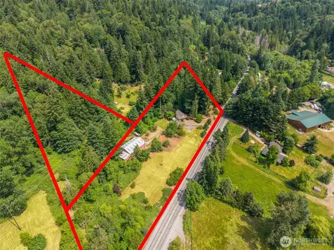 10911 Renton Issaquah Rd SE, Issaquah, WA 98027