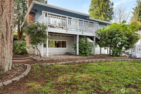 3433 NE 17th Pl, Renton, WA 98056
