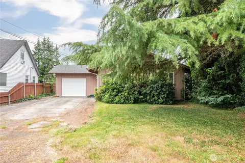 3257 Pine St, Longview, WA 98632 photo 3