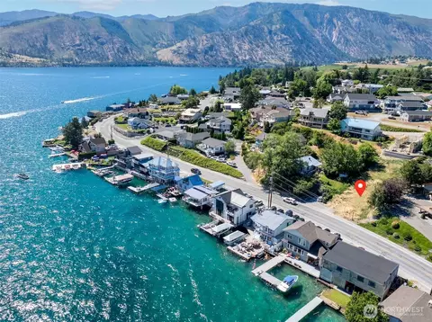 410 Manson Blvd, Manson, WA 98831