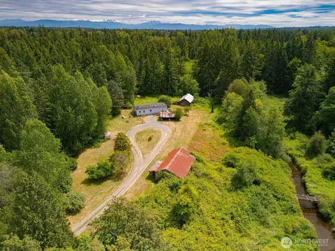 3908 Holtzheimer Trl, Blaine, WA 98230