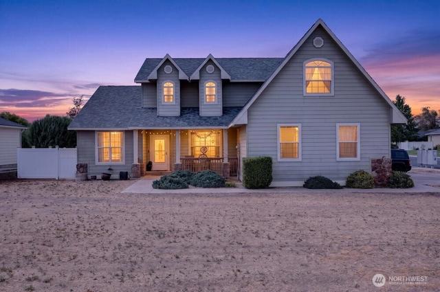 600 N Bluff West Dr, Moses Lake, WA 98837