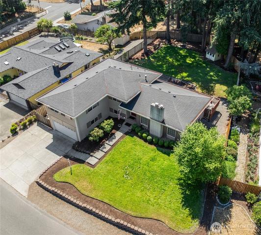 7610 95th Ave SW, Lakewood, WA 98498