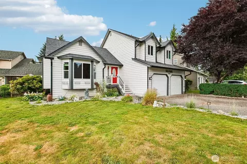 Exterior - 811 5th Dr, Sultan, WA 98294 photo 2 of 9