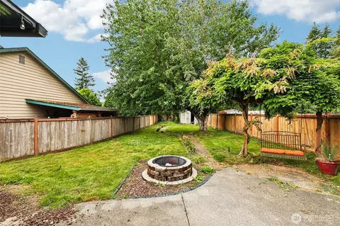 Exterior - 811 5th Dr, Sultan, WA 98294 photo 7 of 9