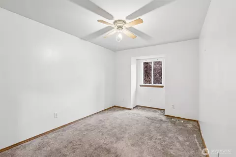 Bedroom - 811 5th Dr, Sultan, WA 98294 photo 5 of 6