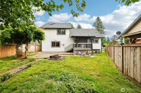 Exterior - 811 5th Dr, Sultan, WA 98294 photo 8 of 9