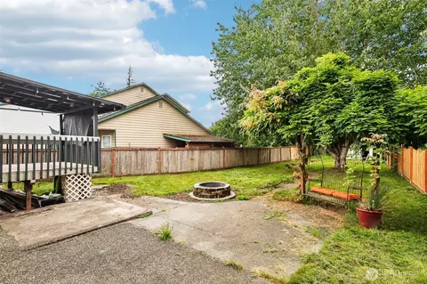 Exterior - 811 5th Dr, Sultan, WA 98294 photo 6 of 9