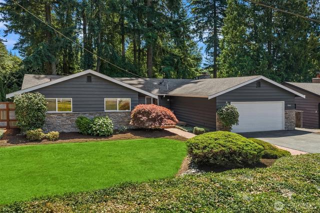 7061 NE 137th St, Kirkland, WA 98034