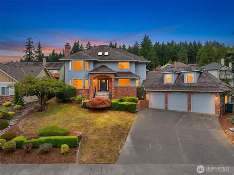 10512 SE 302nd St, Auburn, WA 98092