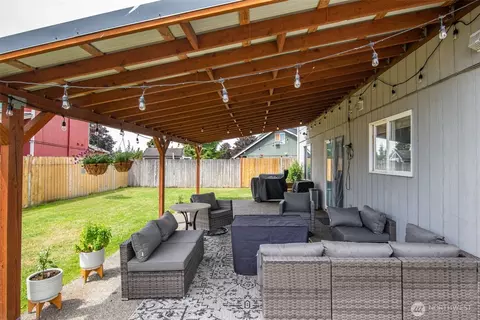 Exterior - 1104 201st St E, Spanaway, WA 98387 photo 4 of 5