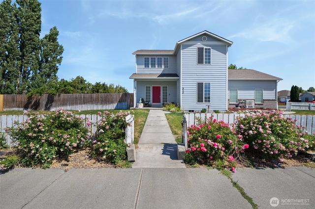 510 E Quintanilla Dr, Moses Lake, WA 98837