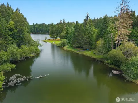 View/Area - 580 Emerald Lake Dr E, Grapeview, WA 98546 photo 3 of 16