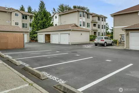 Exterior - 10025 9th Ave W #C302, Everett, WA 98204 photo 3 of 7